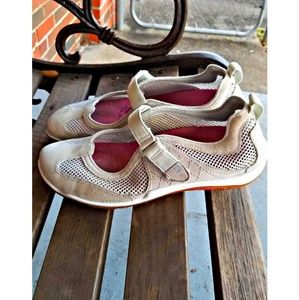Merrell womens shoes